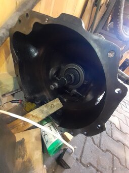 Převodovka zetor 6718 a má ještě nasobič - 6