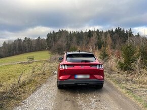 REZERVACE: Ford Mustang Mach-E,záruka 98kWh bat.,tažné,+DPH - 6