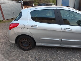 Peugeot 308 1.6 - 6