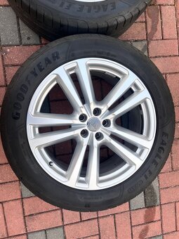 Kola Audi Q7, et 33, letní pneu - 6