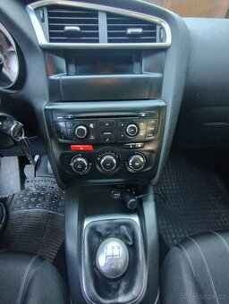 Citroen C4, 1,4 benzín, 70kw, 2012, najeto 171000 - 6