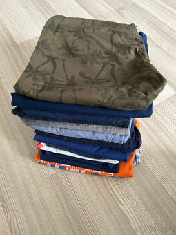 Kraťasy, tílka, pyžamo 110/116 H&M, Next aj. - 6