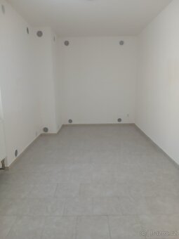 Pronájem bytu 3 kk 106 m2 - 6