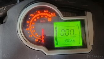 Aprilia 125 Sport City - 6