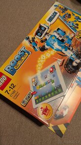 LEGO BOOST 17101 - kompletní sada s USB adaptérem navíc - 6
