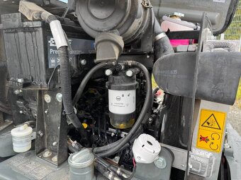 Kolový nakladač Wacker Neuson WL 250 - 6