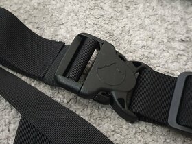 Prodám lehký batoh Lowepro - 6