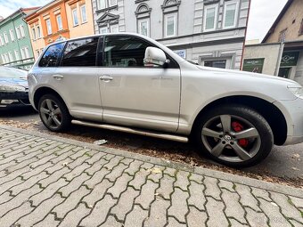 Volkswagen Touareg 3.2 V6 LPG – facelift vzhled, tažné 3,5t - 6