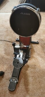 Alesis Crimson II - 6