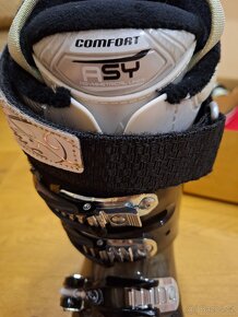 Nove damske Atomic lyzaky Hawk 80 vel. 25.5 - 6