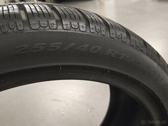 Zimní pneu Pirelli Sottozero Mustang Gen 6 - 6
