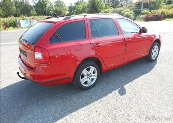 Škoda Octavia 1,8 TSI 118 kW 4 x 4 Serviska benzín - 6