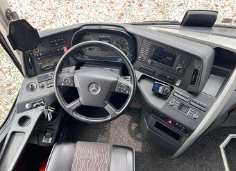 Mercedes-Benz Tourismo - turistický autobus 52 - 6