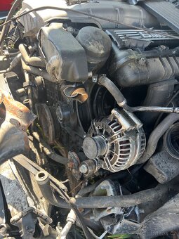BMW e90 330i N52B30 190kw - 6