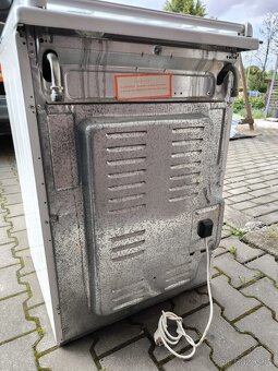 Prodám sporák zn. beko - 6