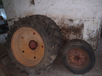 Bělorus traktorbagr - 6