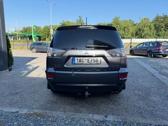 Mitsubishi Outlander XL 2011 - 6