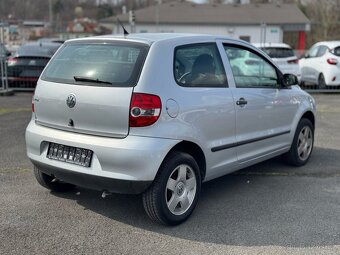 Volkswagen FOX - 6