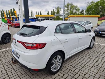 Mégane ZEN 1.3TCe100 75kW po 1. majiteli - 6