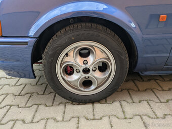 Ford Escort 1.6i - 6