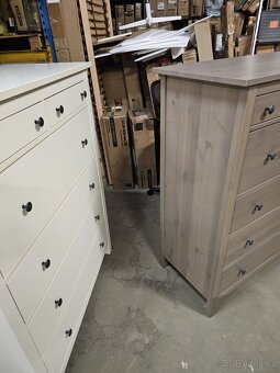 HEMNES KOMODA V LESKU - 6