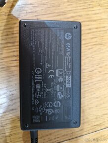 Dokovací stanice HP 2013 UltraSlim Docking St.+65 W adaptér - 6
