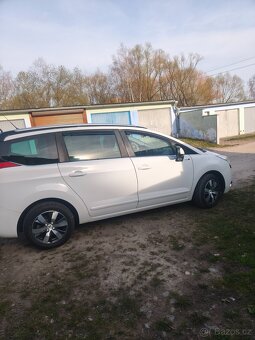 Peugeot 5008 - 6