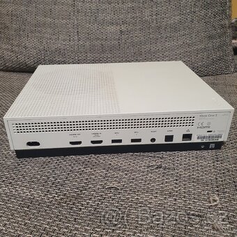XBOX One S + hra GTA 5 a bezdrátový ovladač - 6