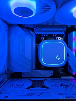 Herní PC AM5/Ryzen 7800X3D/RX9070XT/32GB RAM/2TB NVMe - 6