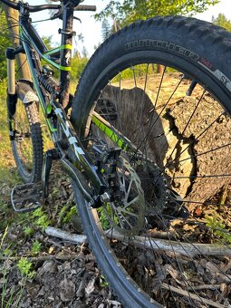 Celoodpružené kolo Specialized Status 1 - 6