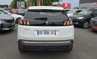 Peugeot 3008 BlueHDi 130 EAT8 Allure rok 2022 - 6