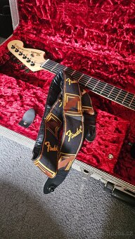 Jim Root Jazzmaster - 6