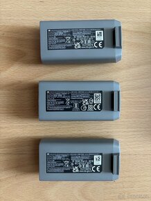 Dron DJI Mini 2 Fly More Combo - 6