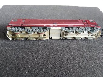 Vláčky TT Lokomotiva BR 250 - 6