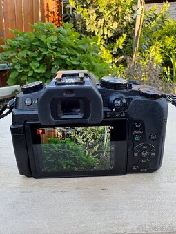 Panasonic G80 + 3 objektivy a příslušenství - 6
