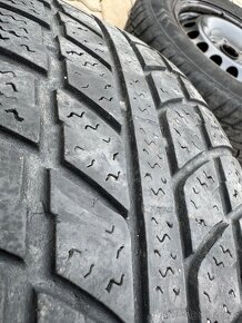 Plech kola s gumy 195/65R15 - 6