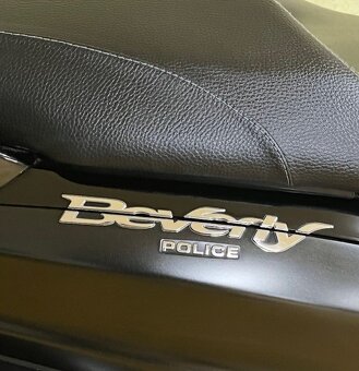 Piaggio Beverly 300 Police - 6
