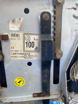 Zahradní traktor ISEKI CM 6220 H+rozmetadlo AKS 80+radlice - 6