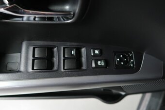 Mitsubishi Outlander 2.0DI-D,CZ,1Maj,Manuál,4x4 - 6
