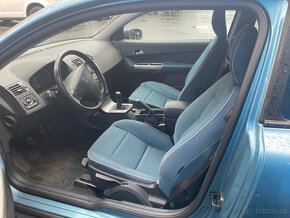 Volvo C30 1,6D 80kW 2007 - 6