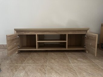 TV stolek HASLUND z Jysku - 6