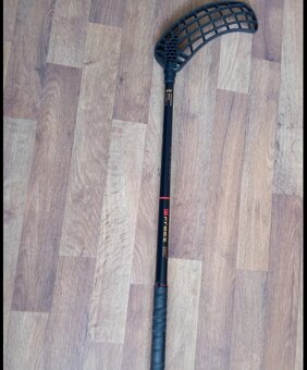 Florbalová hůl Freez Spear 29 black-gold round - 6