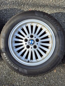 Prodám disky R16 BMW styling 33 + zimní pneu Continental - 6