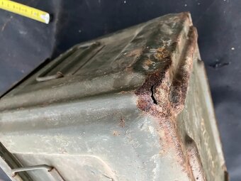 vojenská plechová bedna - 6