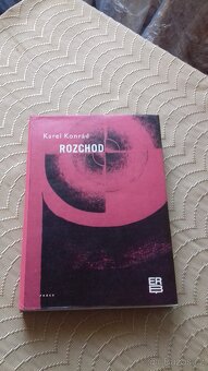 ROMÁNY edice ERB - 8 ks velice pěkný stav - 6