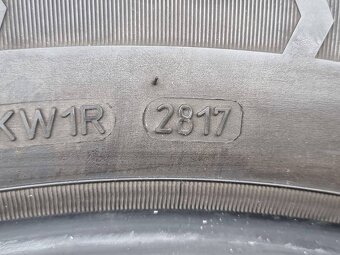 Zimní Goodyear 102H 225/65/17 - 6