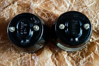 Gaz 69, Uaz - zadní lampy včetně bojového stínění - 6