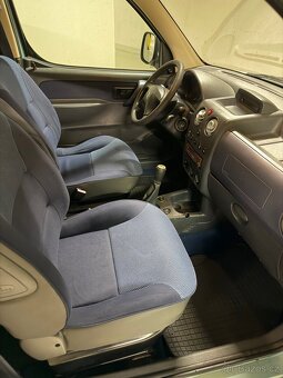 Prodám Citroen Berlingo Multispace 1.6i 80 kW SLUŠNÝ STAV - 6