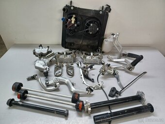 KTM LC8 950 - MOTOR KOMPLETNÍ + MOTOR NA DÍLY - 6