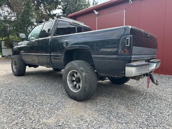 DODGE RAM 4x4 CUMMINS 5,9TD - 6